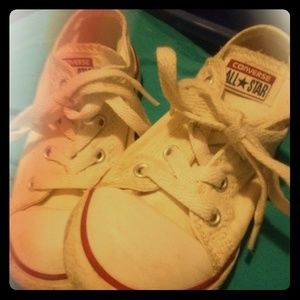 Converse toddler
